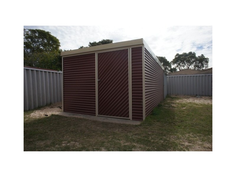 25 Kingsbridge Road, Warnbro WA 6169