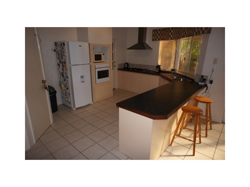 31 Alora Dr, Port Kennedy WA 6172