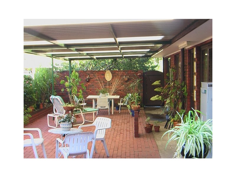 18 Axminster Road, Warnbro WA 6169