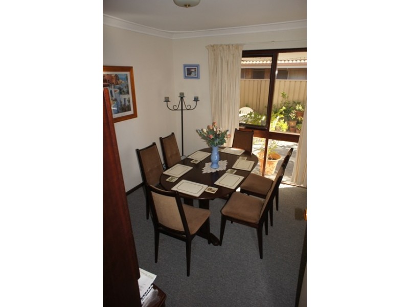 18 Axminster Road, Warnbro WA 6169