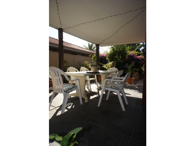 18 Axminster Road, Warnbro WA 6169