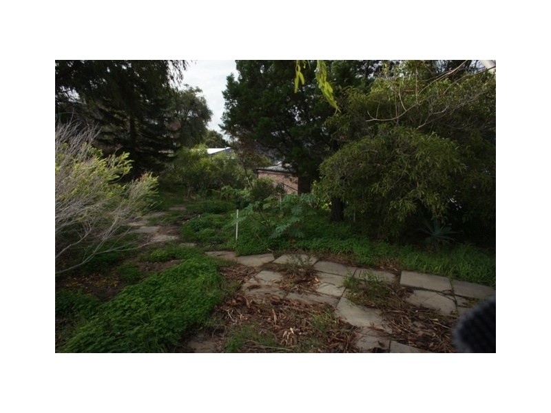 143 Safety Bay Road, Shoalwater WA 6169