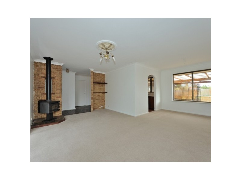 62 Waterton Way, Cooloongup WA 6168