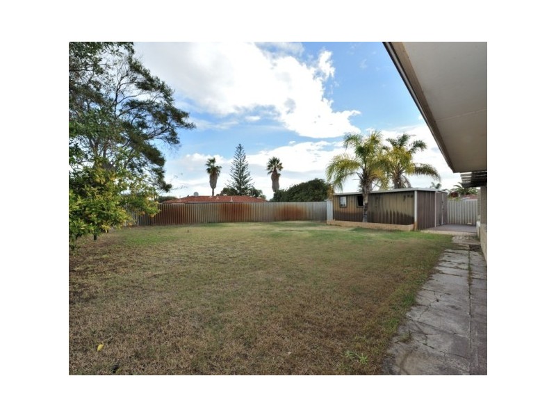 62 Waterton Way, Cooloongup WA 6168