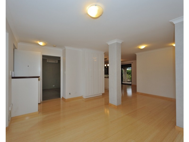 17 Arabella Meander, Warnbro WA 6169