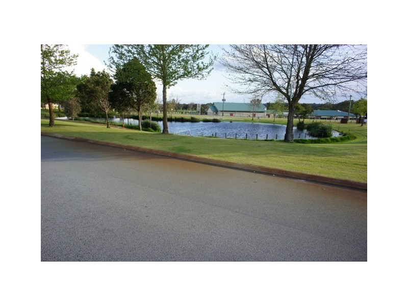 12 Chipperton Road, Bertram WA 6167