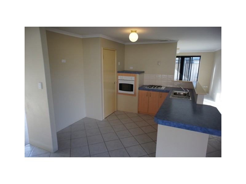 12 Chipperton Road, Bertram WA 6167