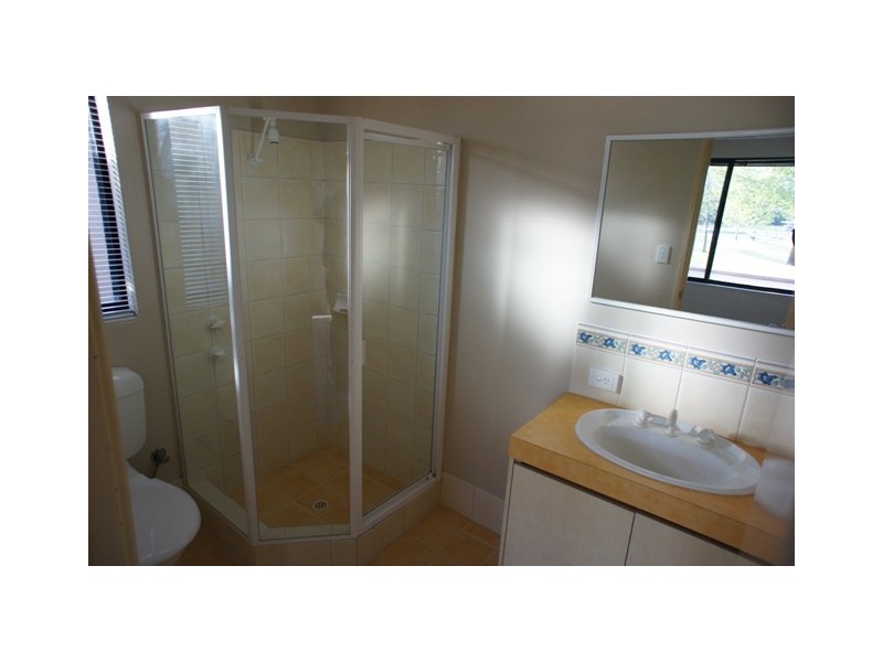 12 Chipperton Road, Bertram WA 6167