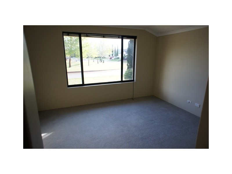 12 Chipperton Road, Bertram WA 6167