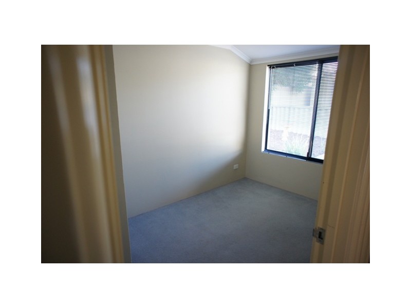 12 Chipperton Road, Bertram WA 6167