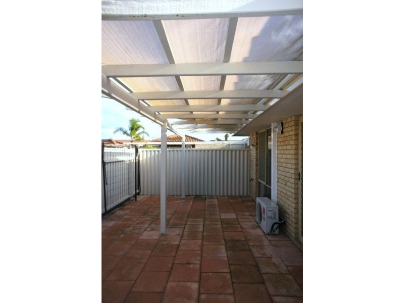 18/6 Hawkins Street, Rockingham WA 6168