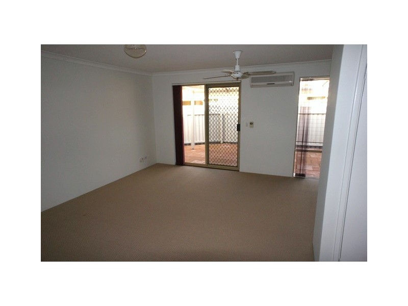 18/6 Hawkins Street, Rockingham WA 6168