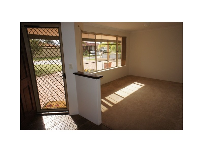 15 Arabella Meander, Warnbro WA 6169