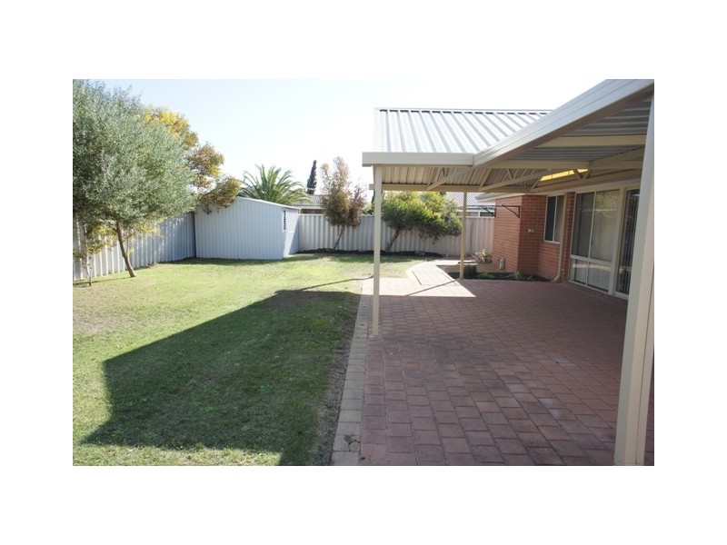 15 Arabella Meander, Warnbro WA 6169