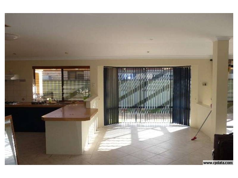 21 Alora Drive, Port Kennedy WA 6172