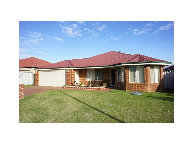 76 Montoro Drive, Port Kennedy WA 6172