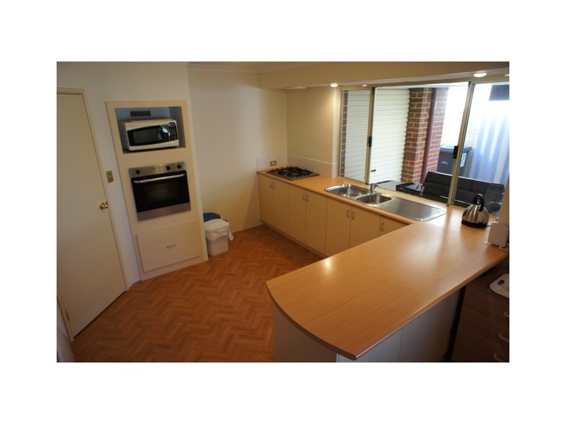 76 Montoro Drive, Port Kennedy WA 6172