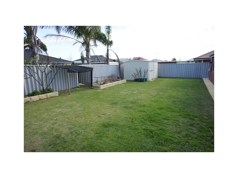 76 Montoro Drive, Port Kennedy WA 6172