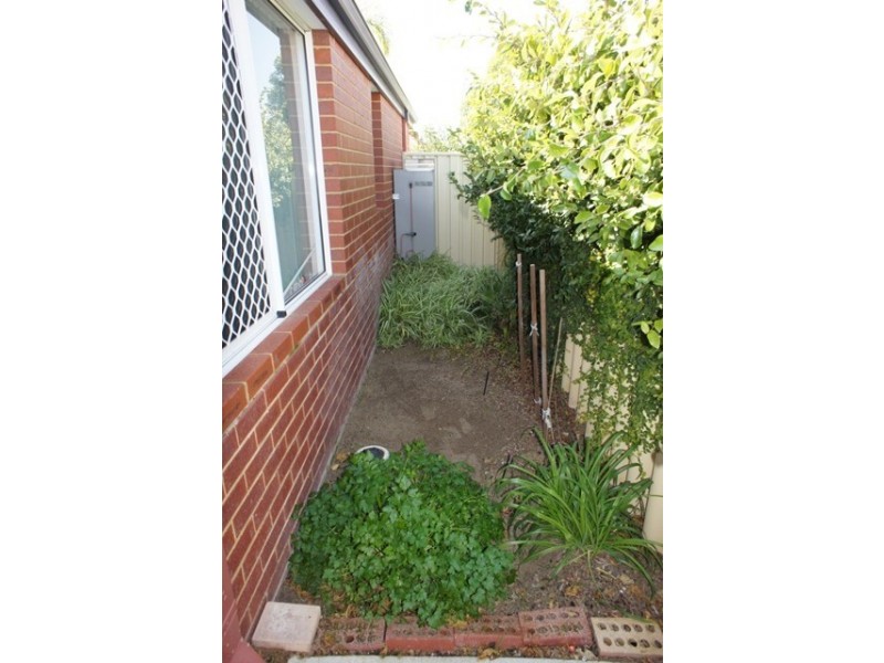 20 Jean Pierre Drive, Port Kennedy WA 6172