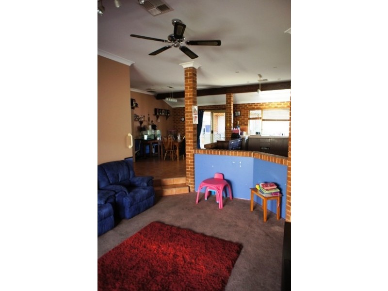 5 Cadiz Place, Warnbro WA 6169