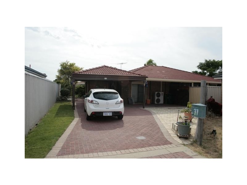 37 Mornington Boulevard, Waikiki WA 6169