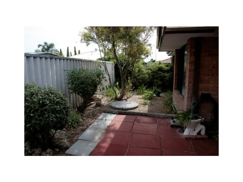 37 Mornington Boulevard, Waikiki WA 6169