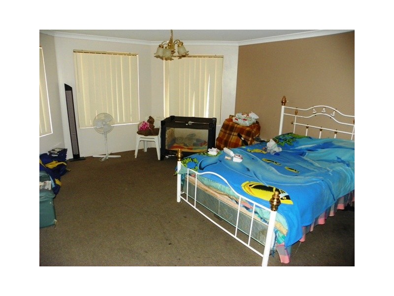 21 Ebony Elbow, Warnbro WA 6169