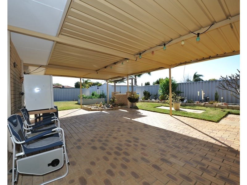 10 Cowrie Court, Waikiki WA 6169