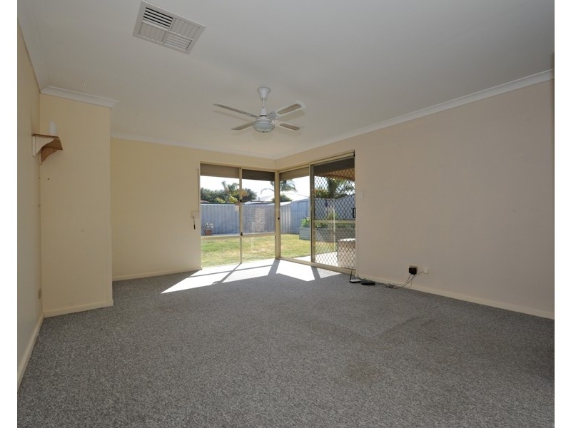 10 Cowrie Court, Waikiki WA 6169