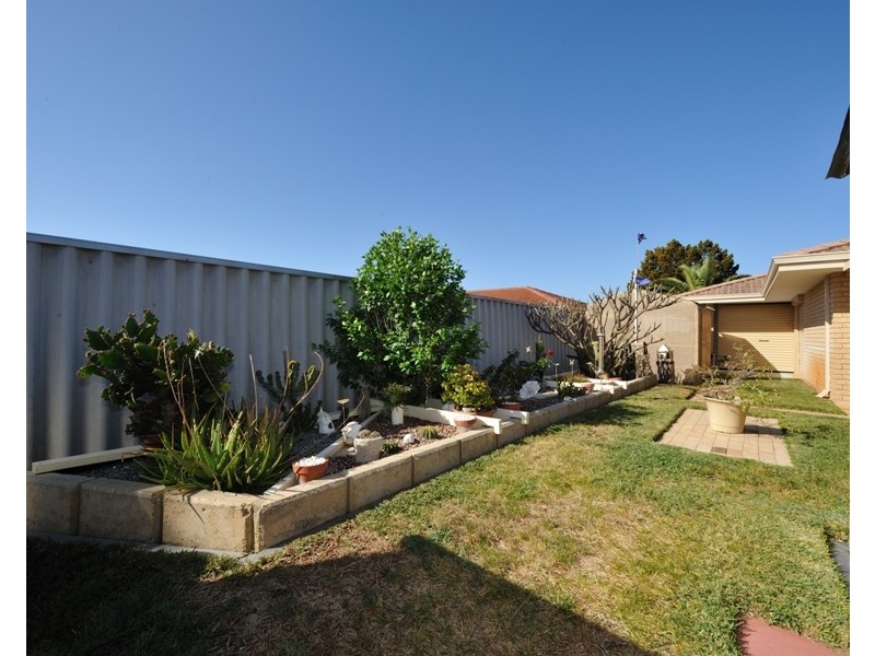 10 Cowrie Court, Waikiki WA 6169