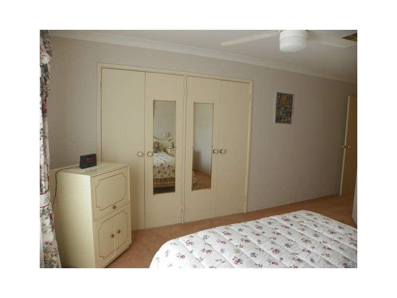 16 Port Royal Drive, Safety Bay WA 6169