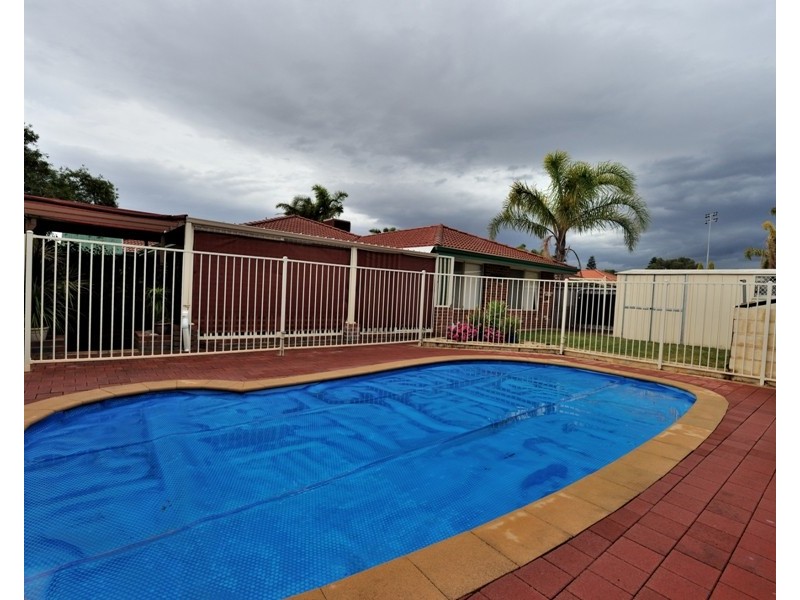 7 Amber Court, Warnbro WA 6169