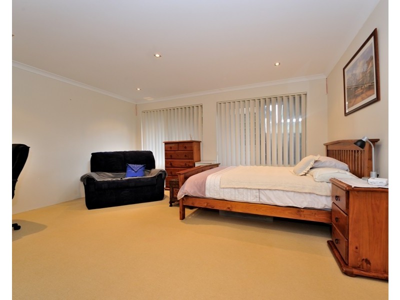 7 Amber Court, Warnbro WA 6169