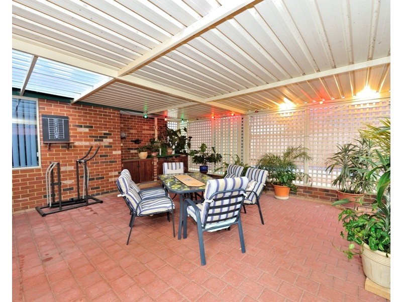 7 Amber Court, Warnbro WA 6169