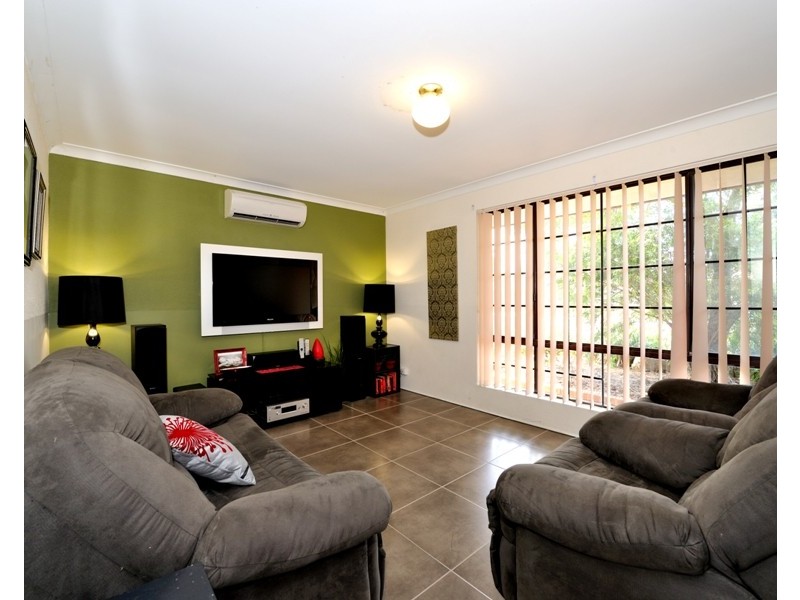 11 Casilda Place, Cooloongup WA 6168