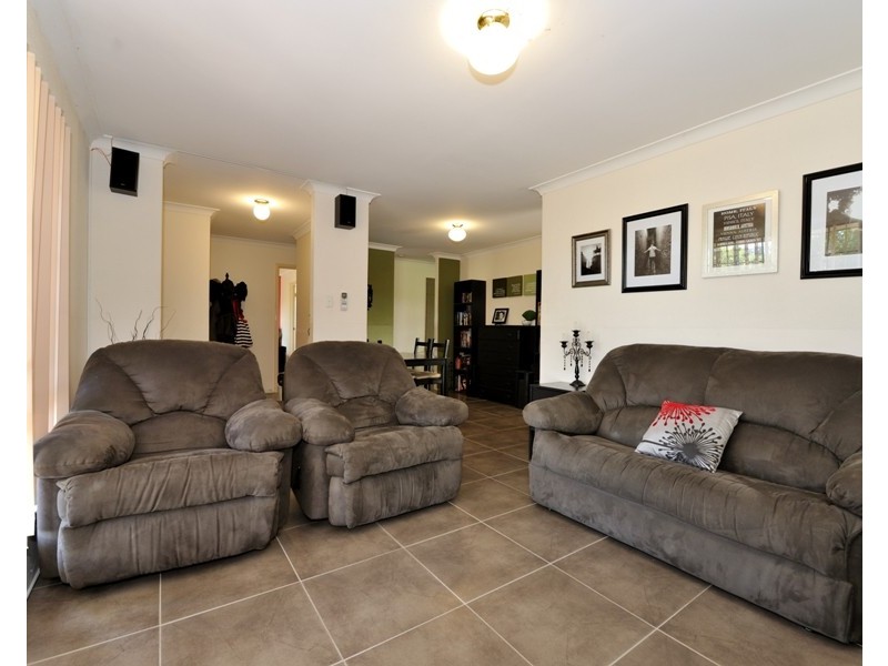 11 Casilda Place, Cooloongup WA 6168