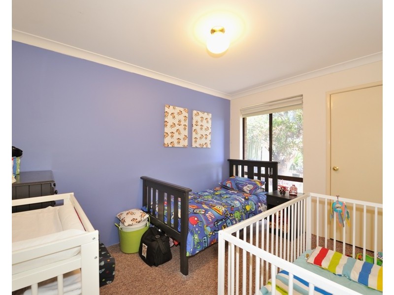 11 Casilda Place, Cooloongup WA 6168