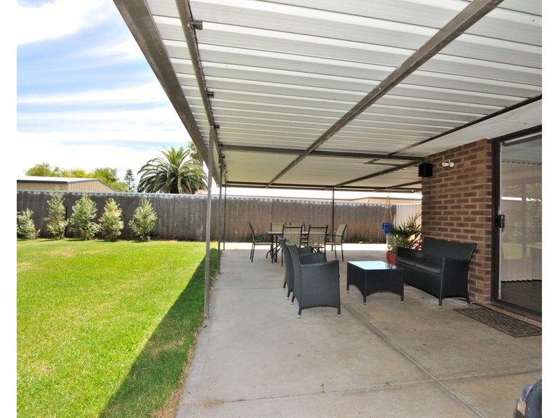 11 Casilda Place, Cooloongup WA 6168