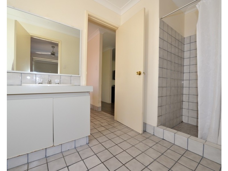 11 Casilda Place, Cooloongup WA 6168
