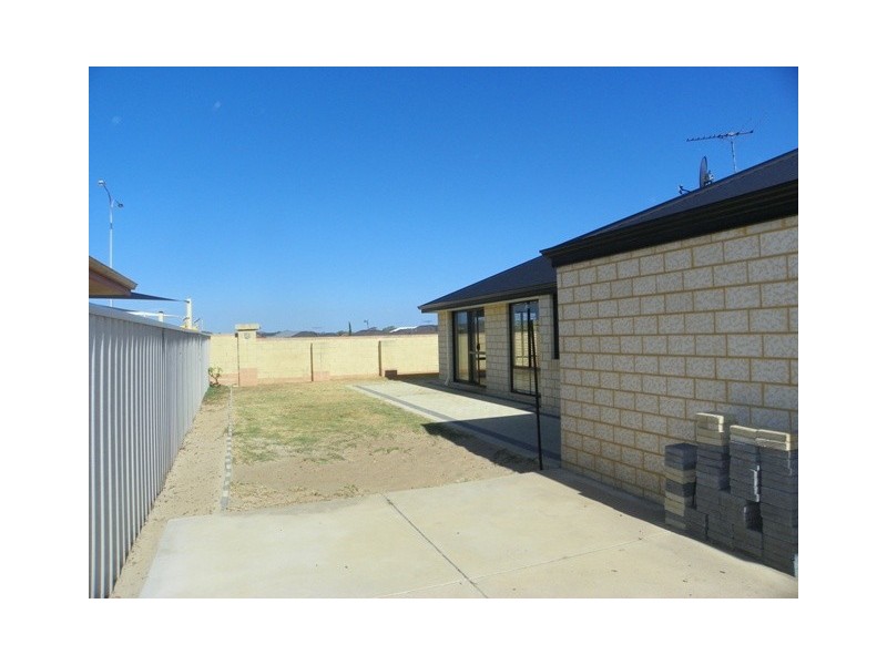 22  Salerno Place, Secret Harbour WA 6173