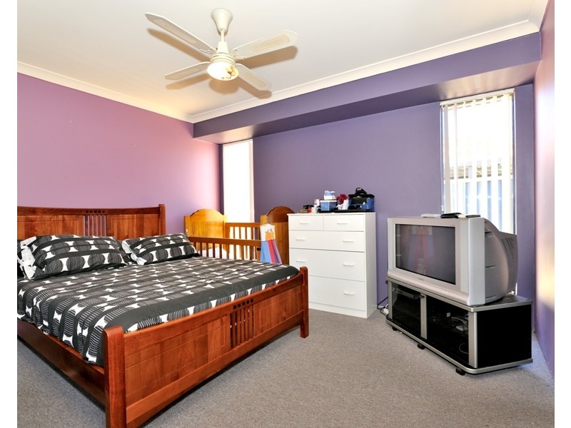 8 Caranja Court, Warnbro WA 6169