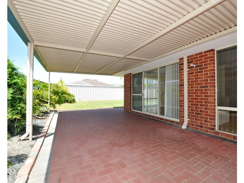 33 Tryall Avenue, Port Kennedy WA 6172