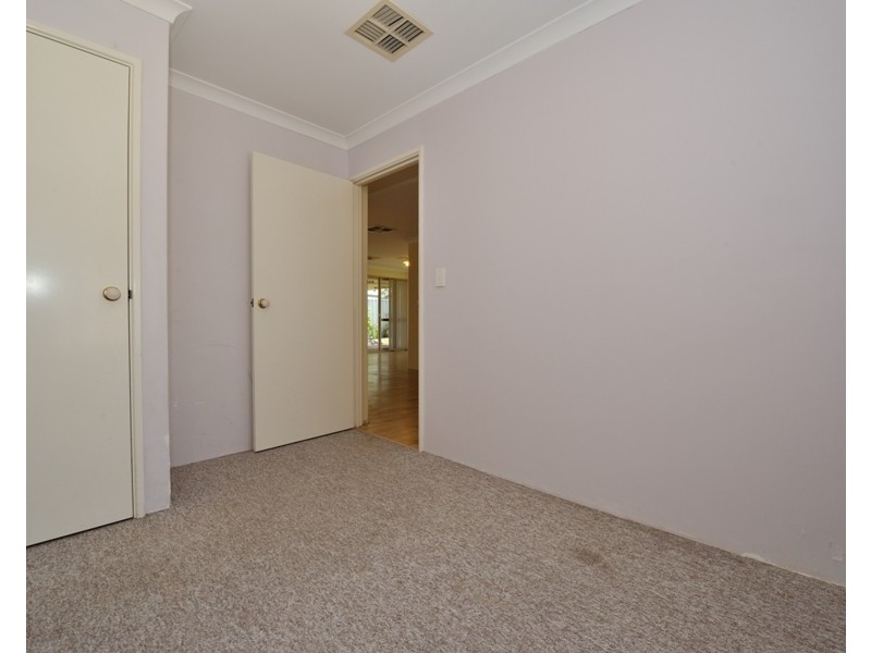 33 Tryall Avenue, Port Kennedy WA 6172