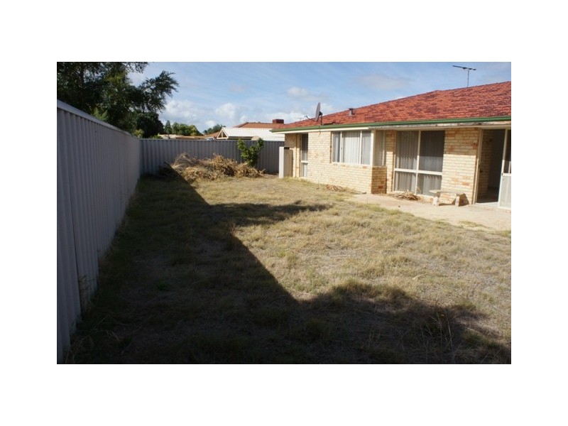 53 Manly Crescent, Warnbro WA 6169