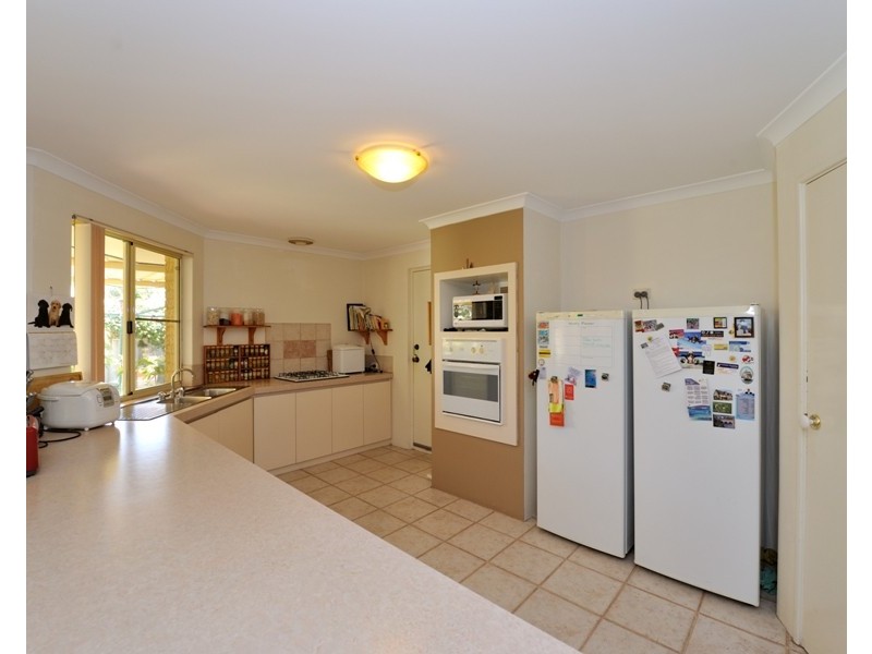 18 Summons Way, Warnbro WA 6169