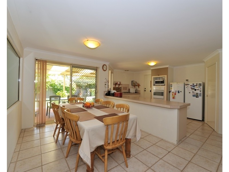 18 Summons Way, Warnbro WA 6169