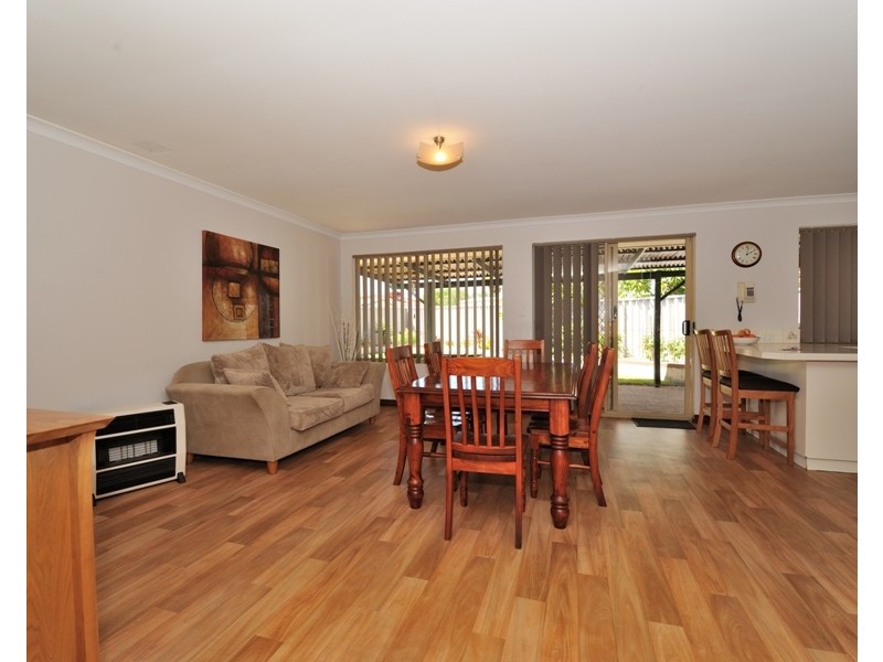 94B The Avenue, Warnbro WA 6169