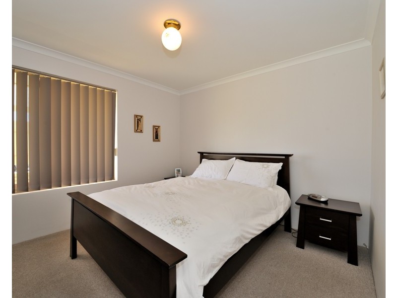 94B The Avenue, Warnbro WA 6169