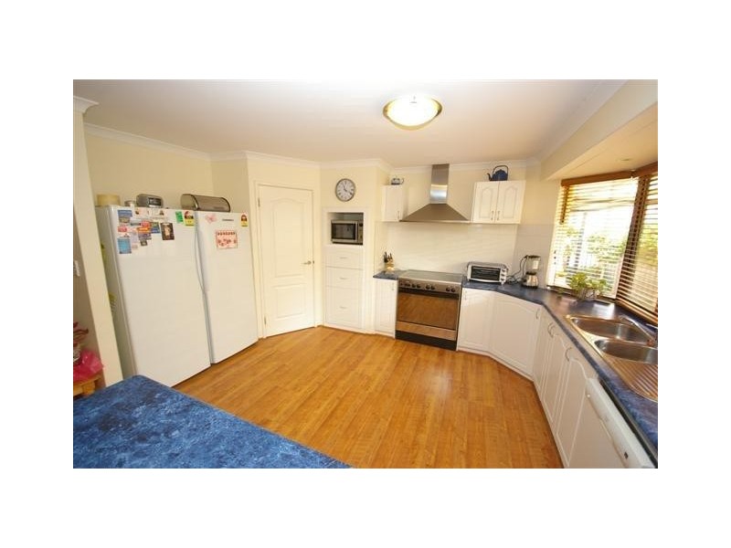 7 Caprice Pass, Rockingham WA 6168