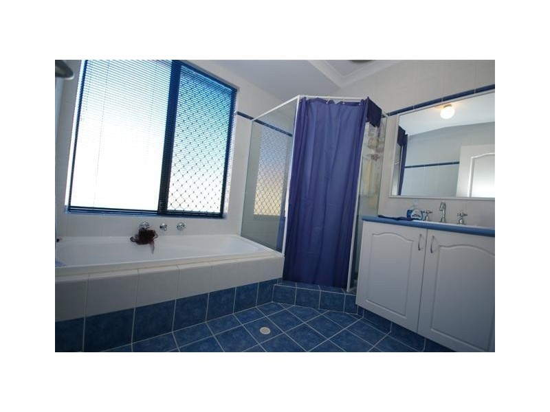 7 Caprice Pass, Rockingham WA 6168